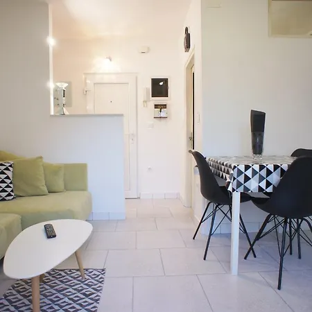 Dolly Bell Appartement *
